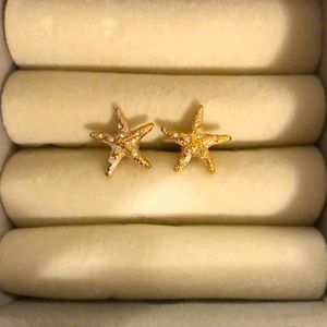 Brighton frosted gold starfish earrings with rhinestones